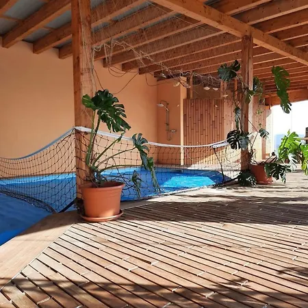 فيلة Zemljanka Sentrupert (Dolenjska)