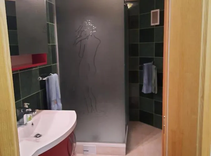 Zemljanka Sentrupert (Dolenjska)